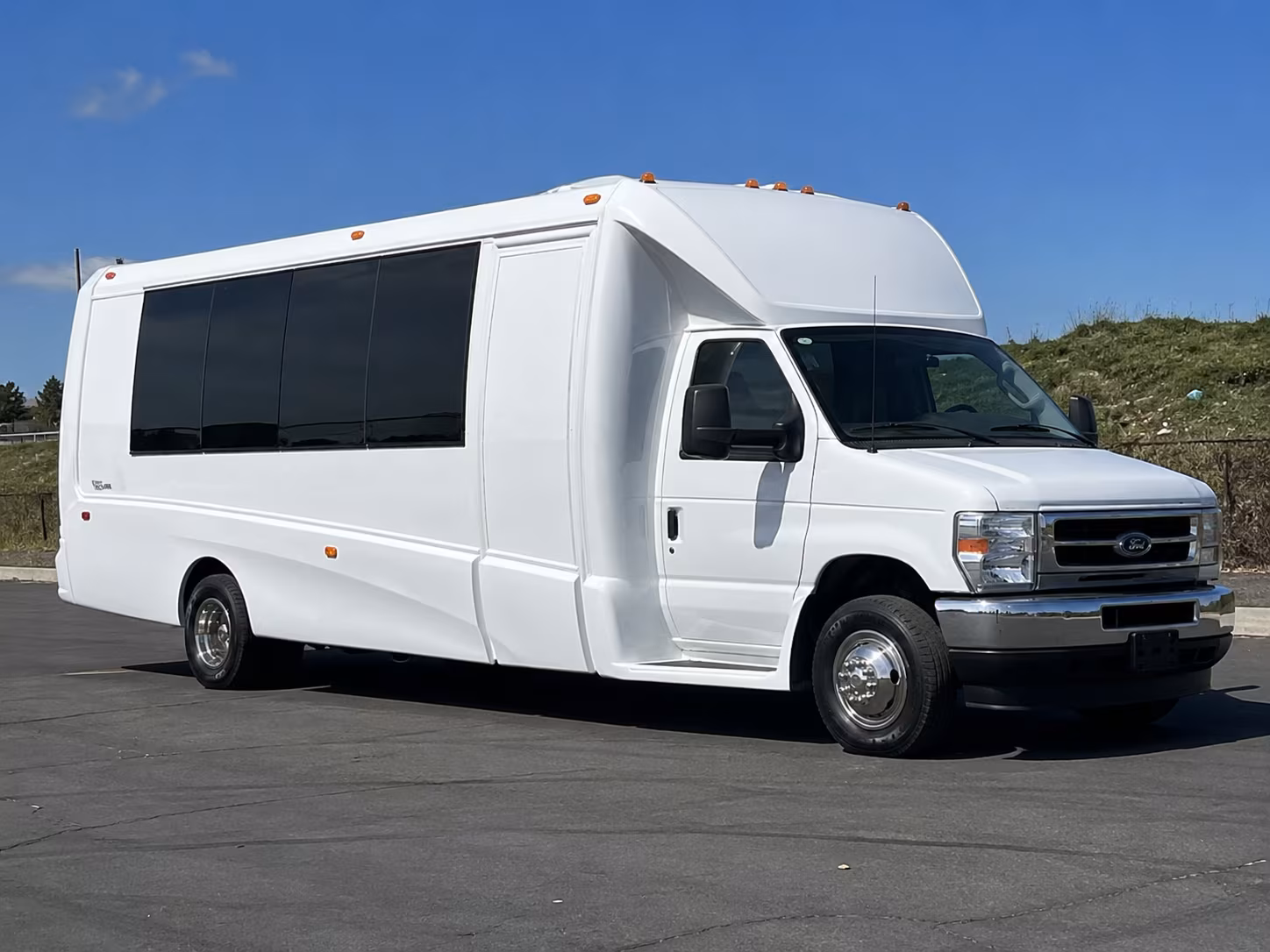 Carmichael Birthday, Sweet 16, & Quinceañera Party Bus Rentals