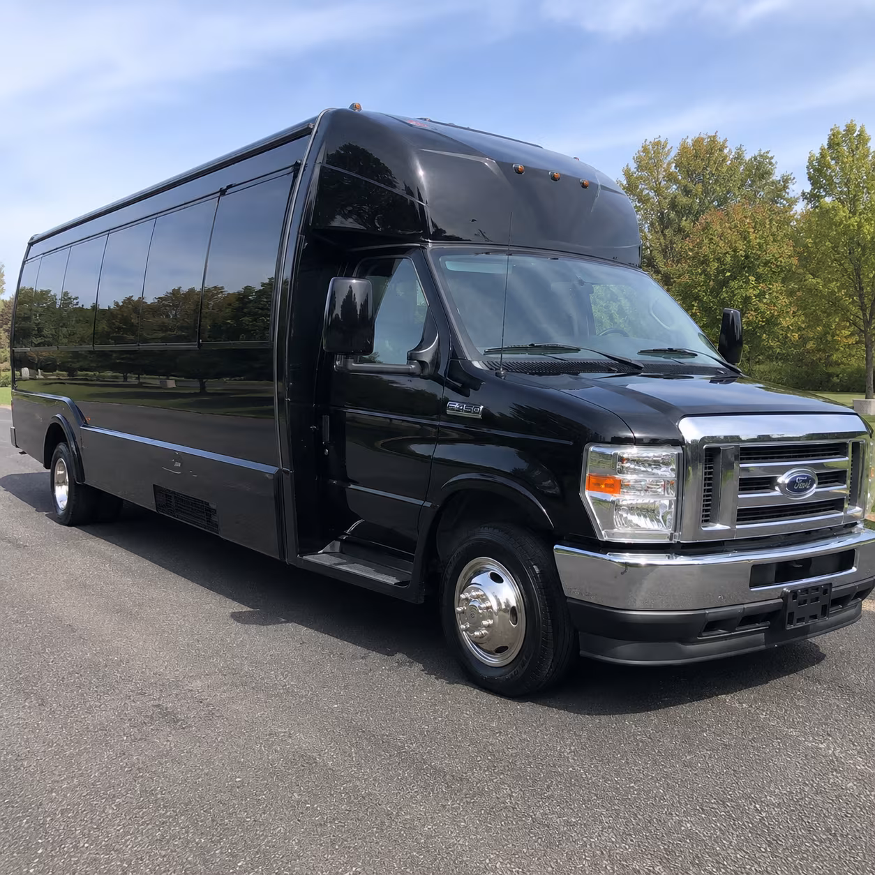 Folsom Winery Tour & Pub Crawl Transportation