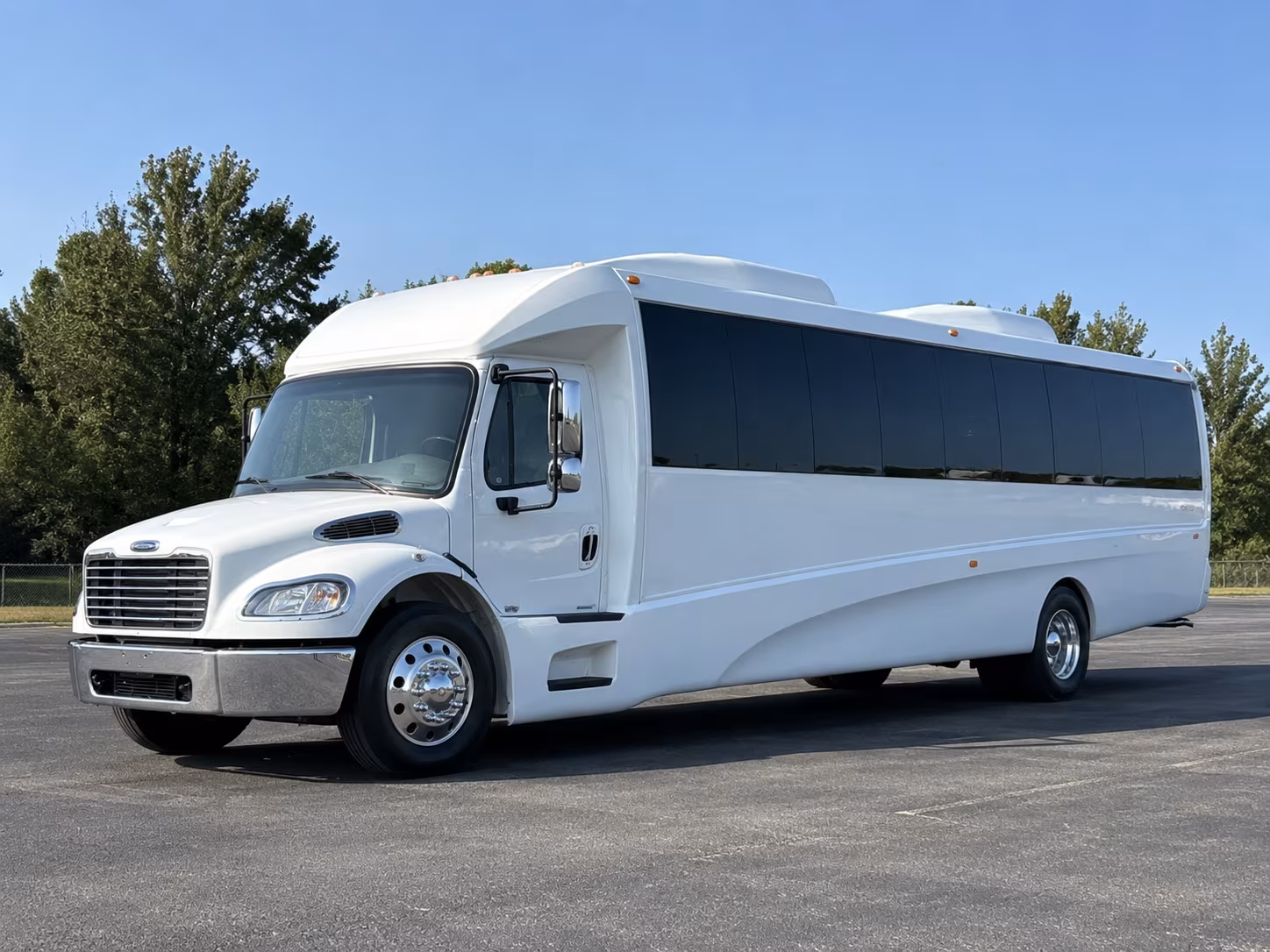 Roseville Winery Tour & Pub Crawl Transportation party bus exterior