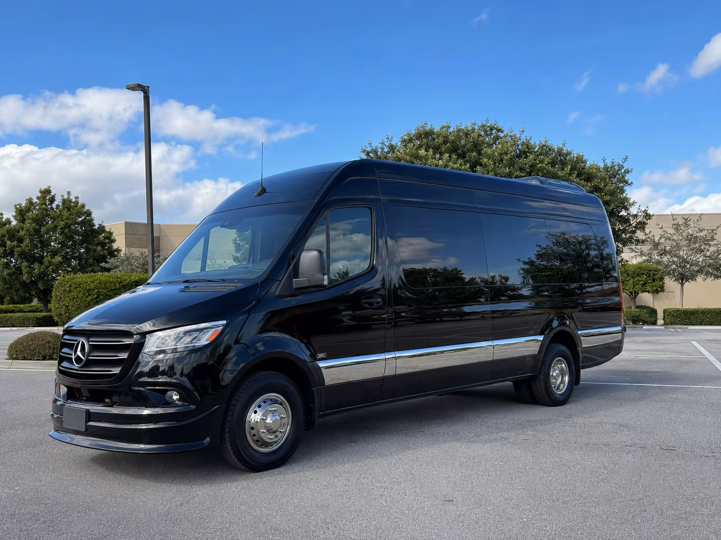 14 Passenger Sprinter Limo Exterior